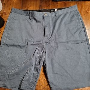 Volcom Mens shorts